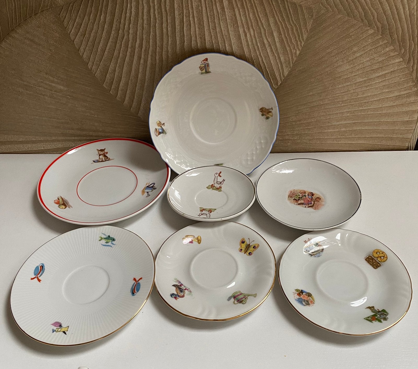Vintage Kinderservies Schotels met Dieren en Kinderen, Ophalen of Verzenden
