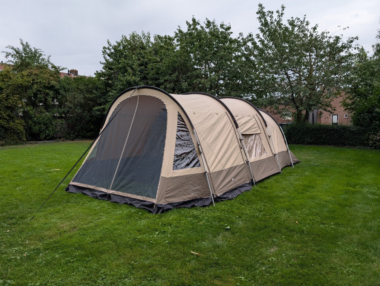 Bardani Mambo Beach 4-persoons tunneltent (360x670), Ophalen, Gebruikt, Tot en met 4