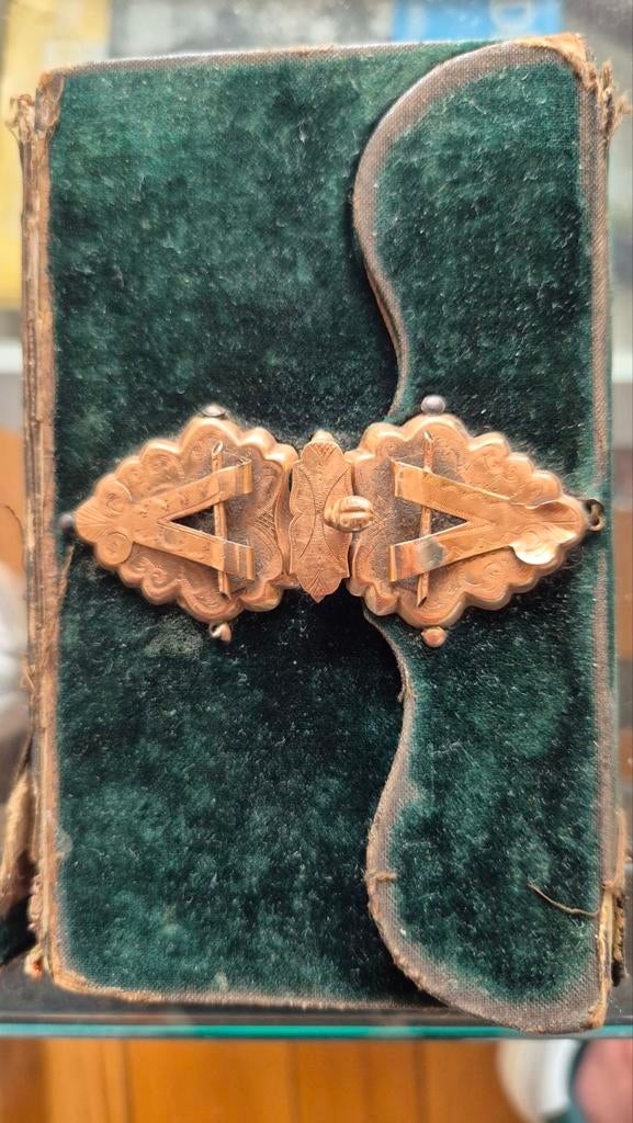 Antiek bijbeltje met gouden slotje uit 1909, Antiek en Kunst, Antiek | Boeken en Bijbels, Ophalen