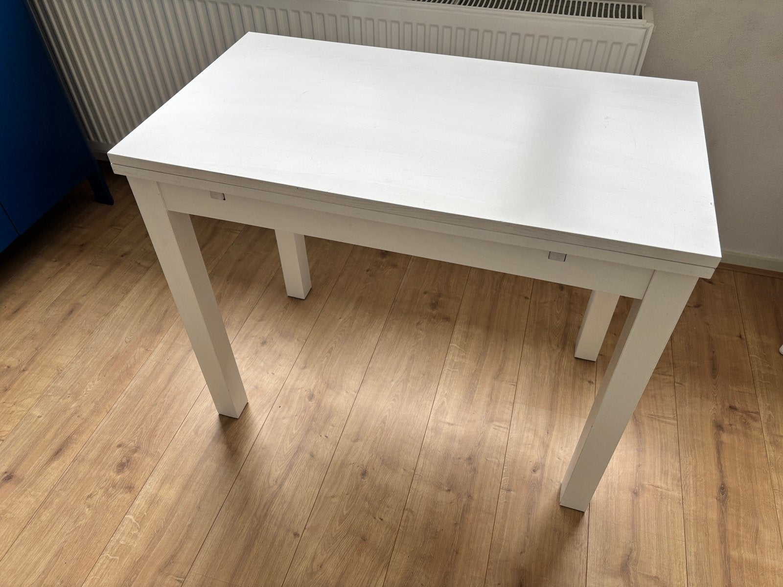 Uitschuifbare witte eettafel ikea, Huis en Inrichting, Ophalen, Gebruikt, Tot twee personen, 50 tot 100 cm