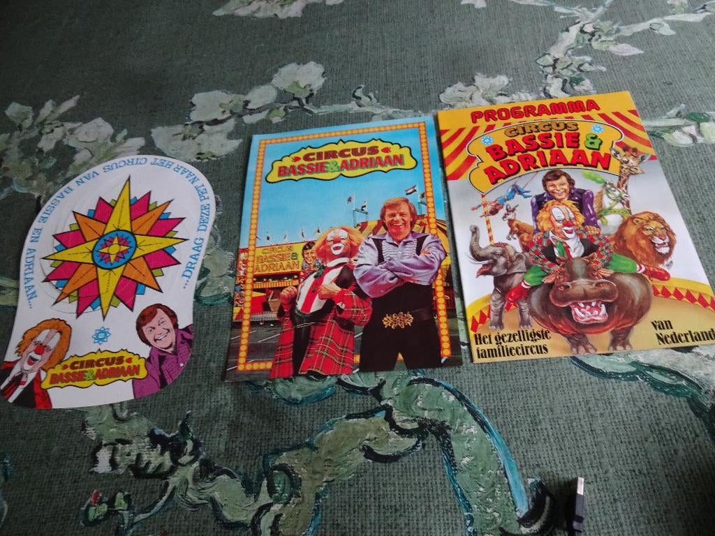 Bassie en Adriaan., Verzamelen, Muziek, Artiesten en Beroemdheden, Boek, Tijdschrift of Artikel, Ophalen of Verzenden