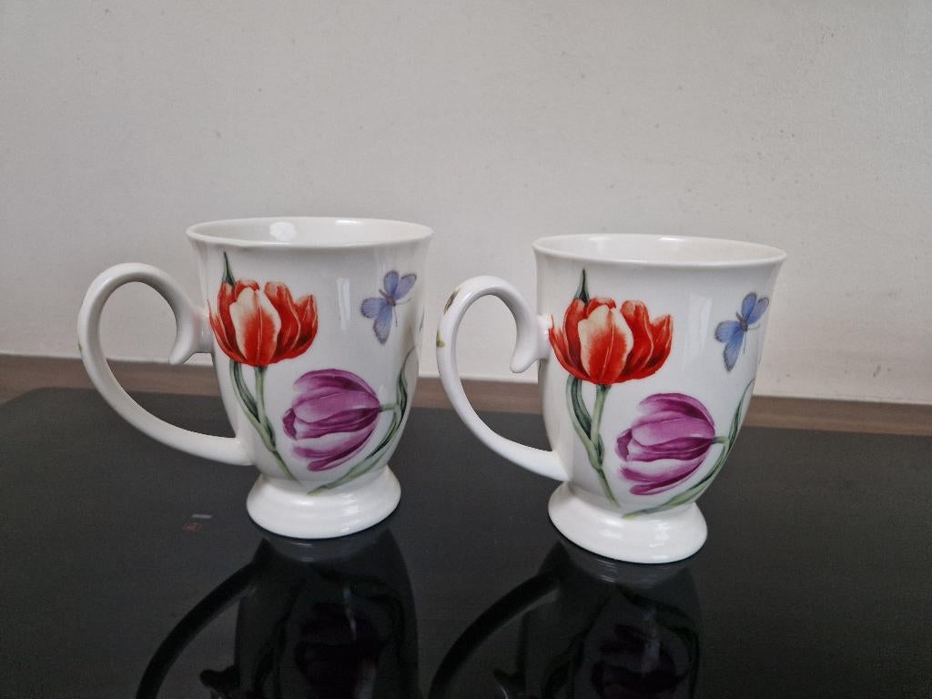 JBS servies SEASONS, 2 koffiebekers, Ophalen of Verzenden, Zo goed als nieuw, Overige stijlen, Kop(pen) en/of Schotel(s)