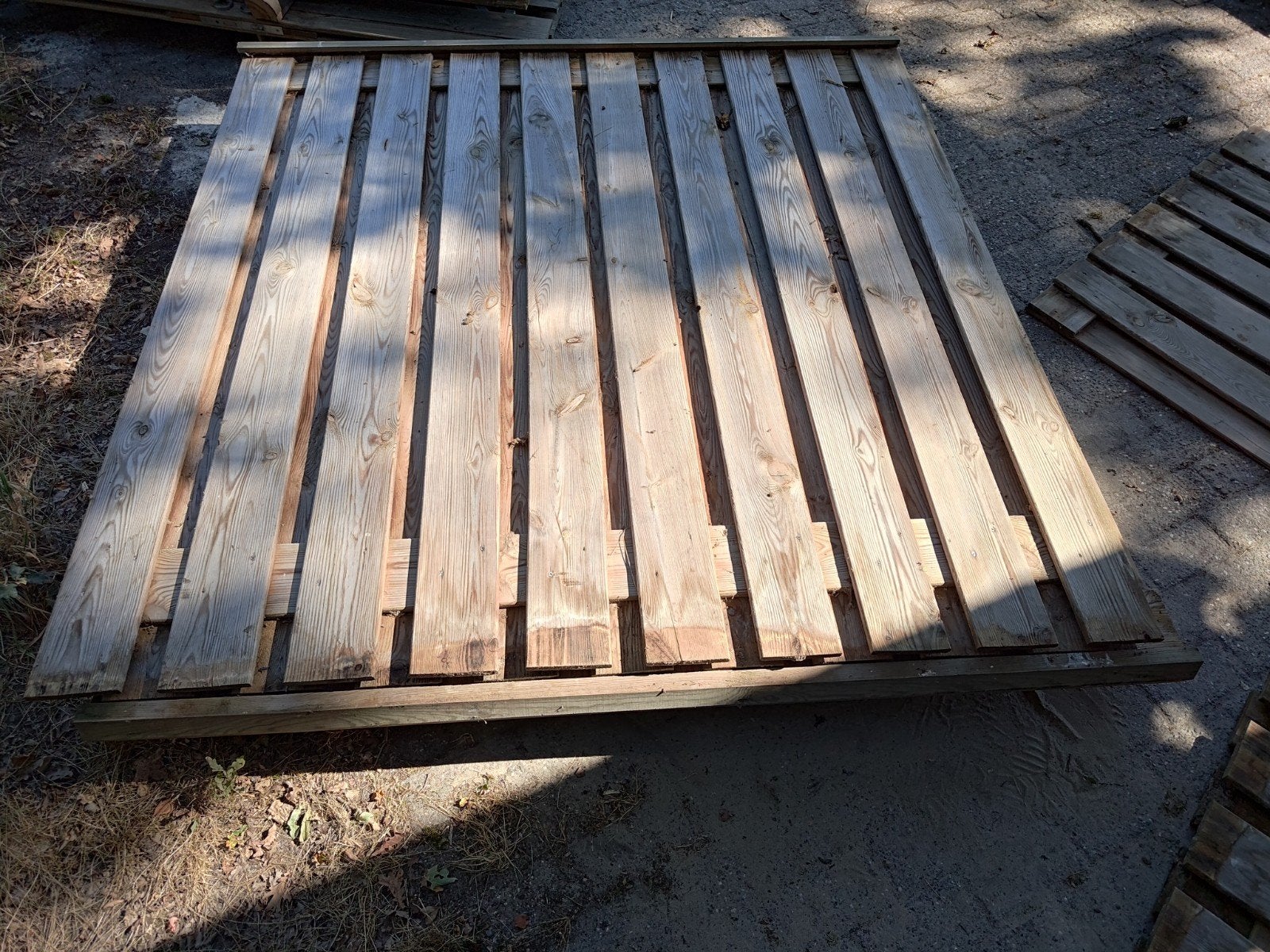 Schuttingpanelen met betonnen onderbalkjes en staanders, Ophalen, 3 tot 6 meter, Hout, 1 tot 2 meter