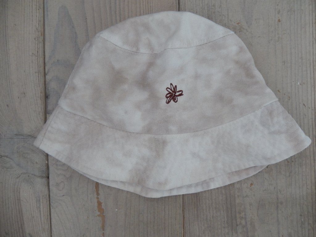* Ale Hop beige batik hoedje bucket hat dames met bloem *, Ale Hop, Hoed, Zo goed als nieuw, One size fits all