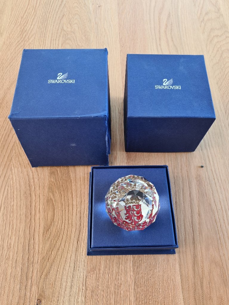 Swarovski stadswapen Eindhoven met originele verpakking, Verzamelen, Ophalen of Verzenden, Zo goed als nieuw, Figuurtje