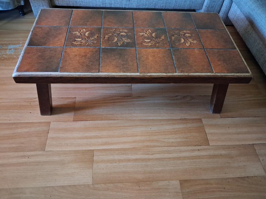 Vintage Salontafel Jaren '60/'70 met Tegelblad, Ophalen, Gebruikt, Overige materialen, 100 tot 150 cm