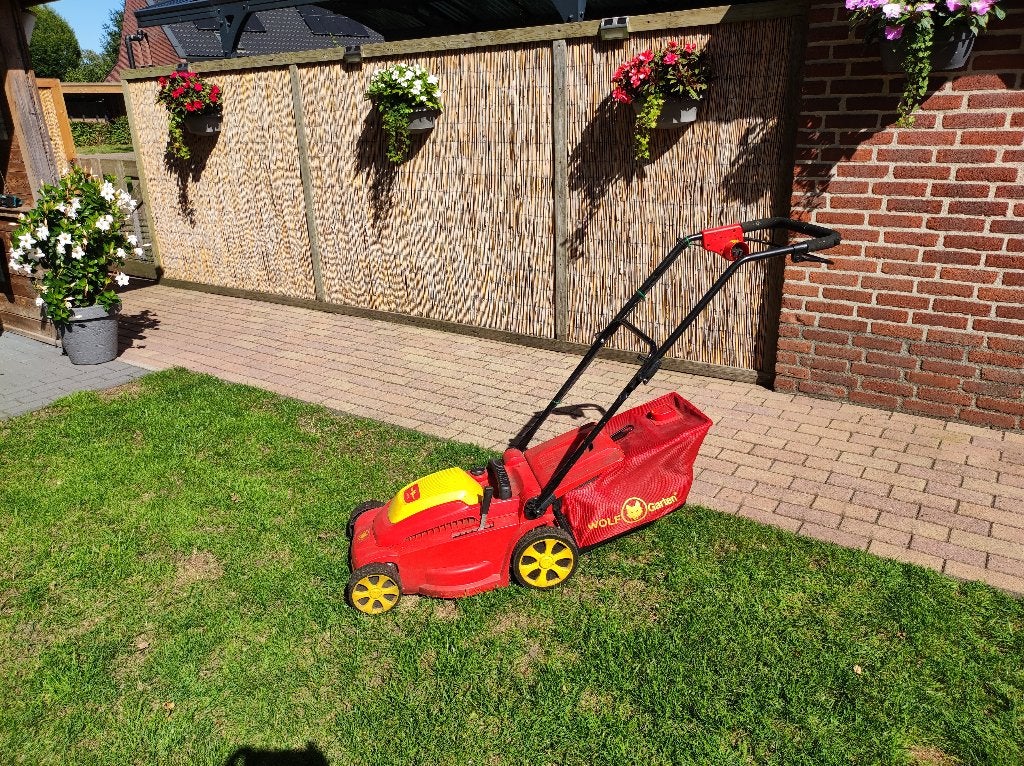 Grasmachine, Ophalen, Cirkelmaaier, Gebruikt, Elektrische grasmaaier