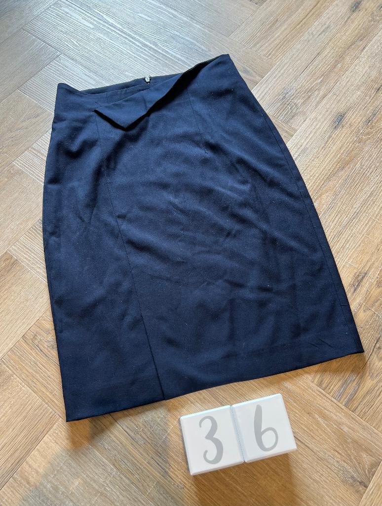 Heel goed blauw Mango koker rok S 36 zakelijk knie lengte, Mango, Blauw, Ophalen of Verzenden, Zo goed als nieuw