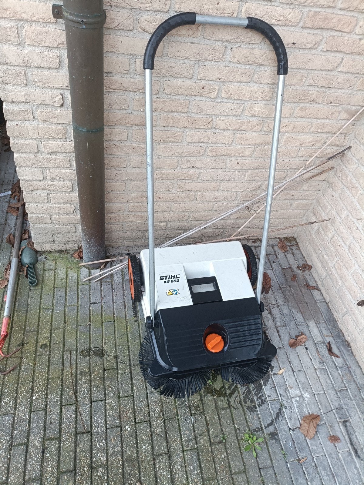 Stihl KG 550 veegmachine, Ophalen of Verzenden, Gebruikt, Stihl