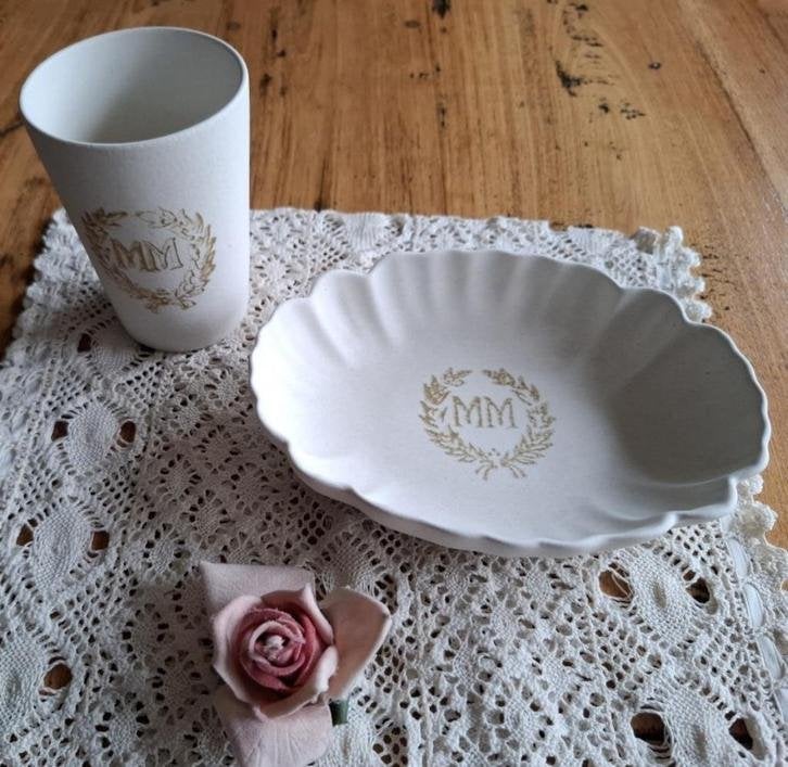 Vintage Engelse zeepschaal + beker, HADIDA, initialen MM, Ophalen of Verzenden