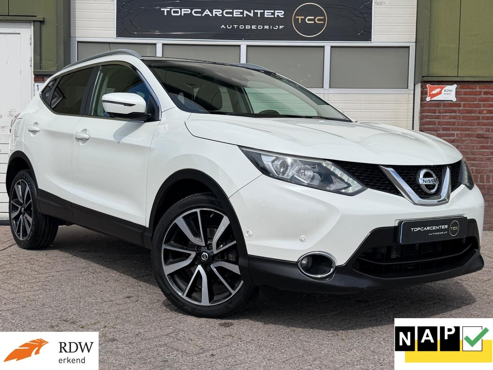 Nissan Qashqai 1.2Tekna/AUT/STOELV/LEER/CAMERA/PARKS/APK/NAP, Auto's, Gebruikt, 4 cilinders, 116 pk, Wit
