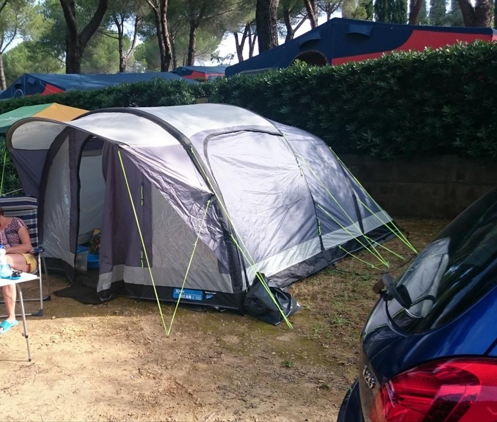 Kampa Brean 4 AIR opblaasbare familietent, Ophalen