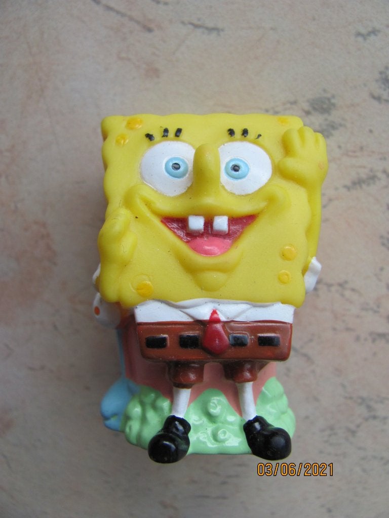 NIEUWSTAAT kunststof SPONGEBOB figuur GERRIT Nickelodeon tv, Verzamelen, Ophalen of Verzenden, Zo goed als nieuw, Tv, Beeldje, Replica of Model