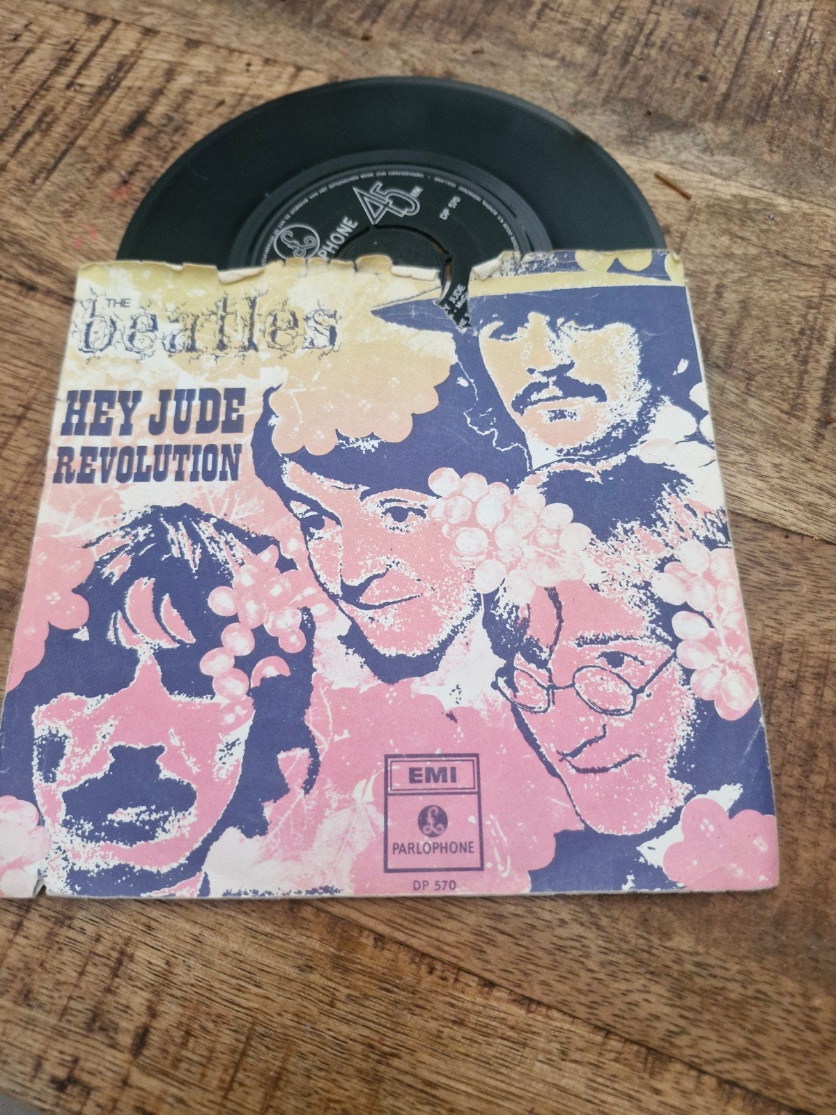 The Beatles - Hey Jude / Revolution 7 inch vinyl single, Gebruikt, Originele persing, 7 inch, Ophalen of Verzenden