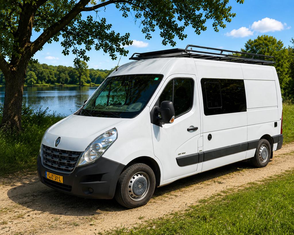 Prachtige off-grid Renault Master camperbus (2014) L2H2, Overige merken, Buscamper of Camperbus, Tot en met 2, Particulier