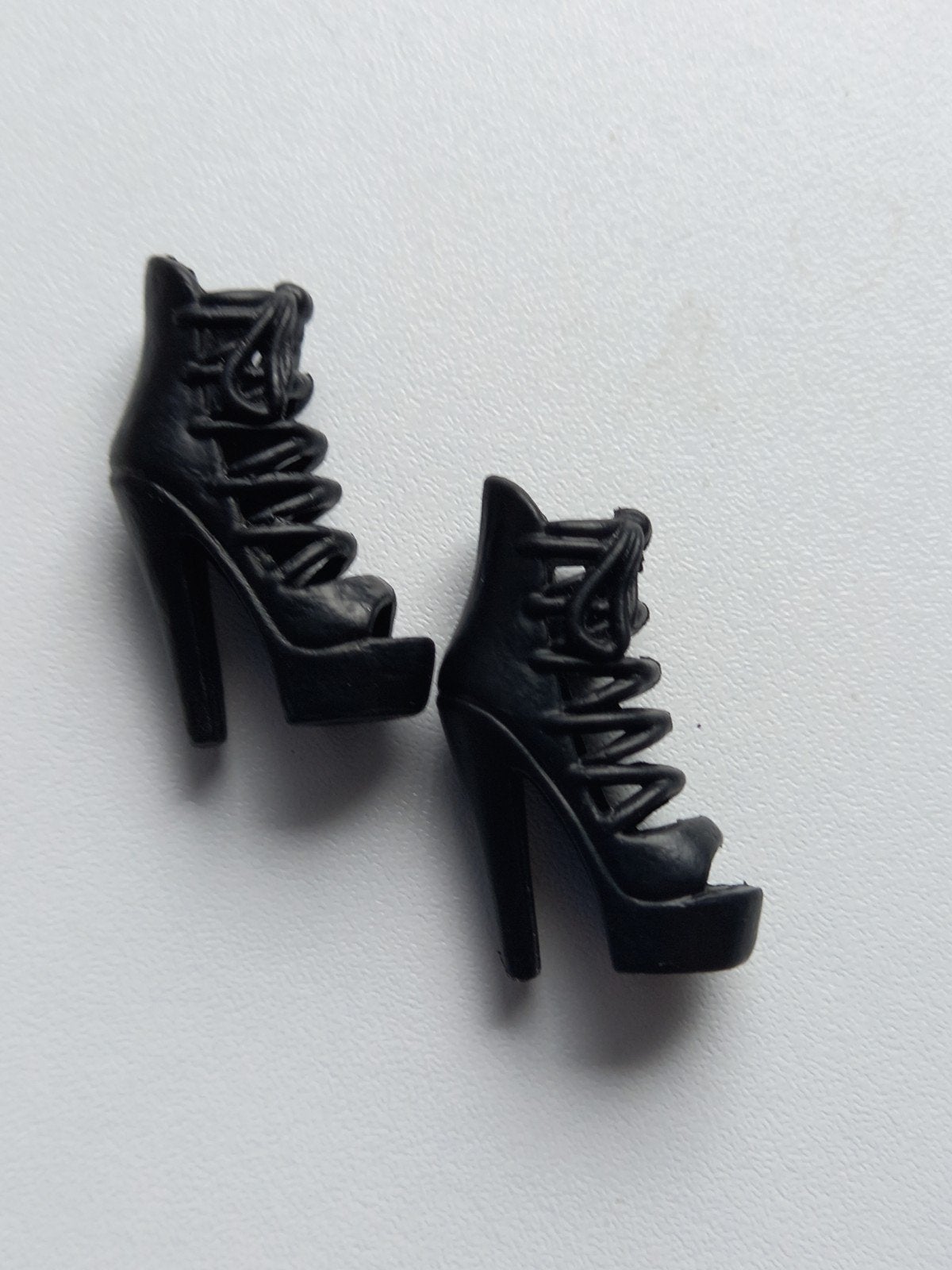 zwarte Barbie Pumps schoentjes Fashionistas, Verzamelen, Poppen, Verzenden, Zo goed als nieuw, Accessoires