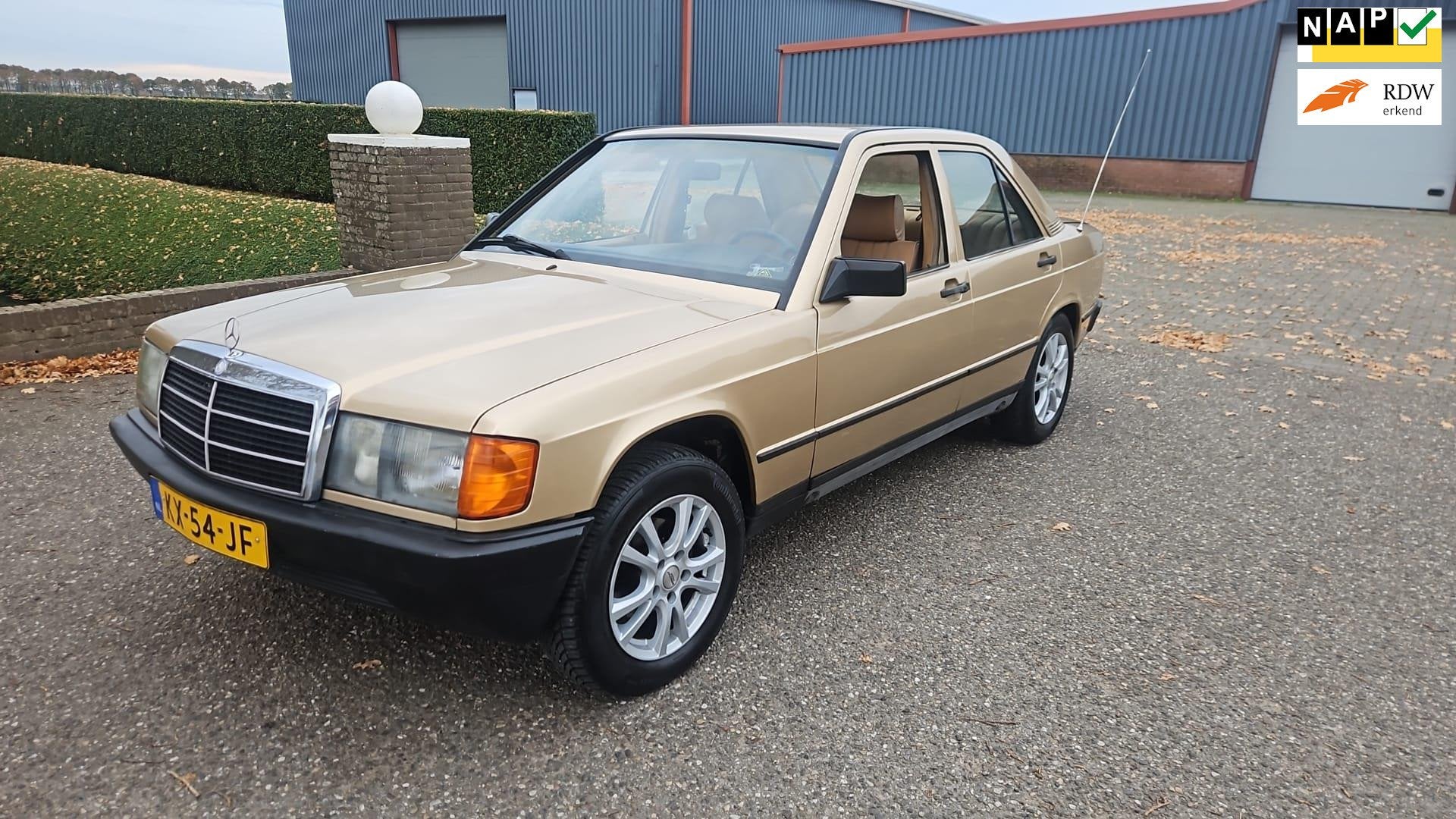 Mercedes-Benz 190-serie 2.0 D /AIRCO/AUTOMAAT/ OPENDAK/ BELA, Gebruikt, Beige, Beige, Origineel Nederlands