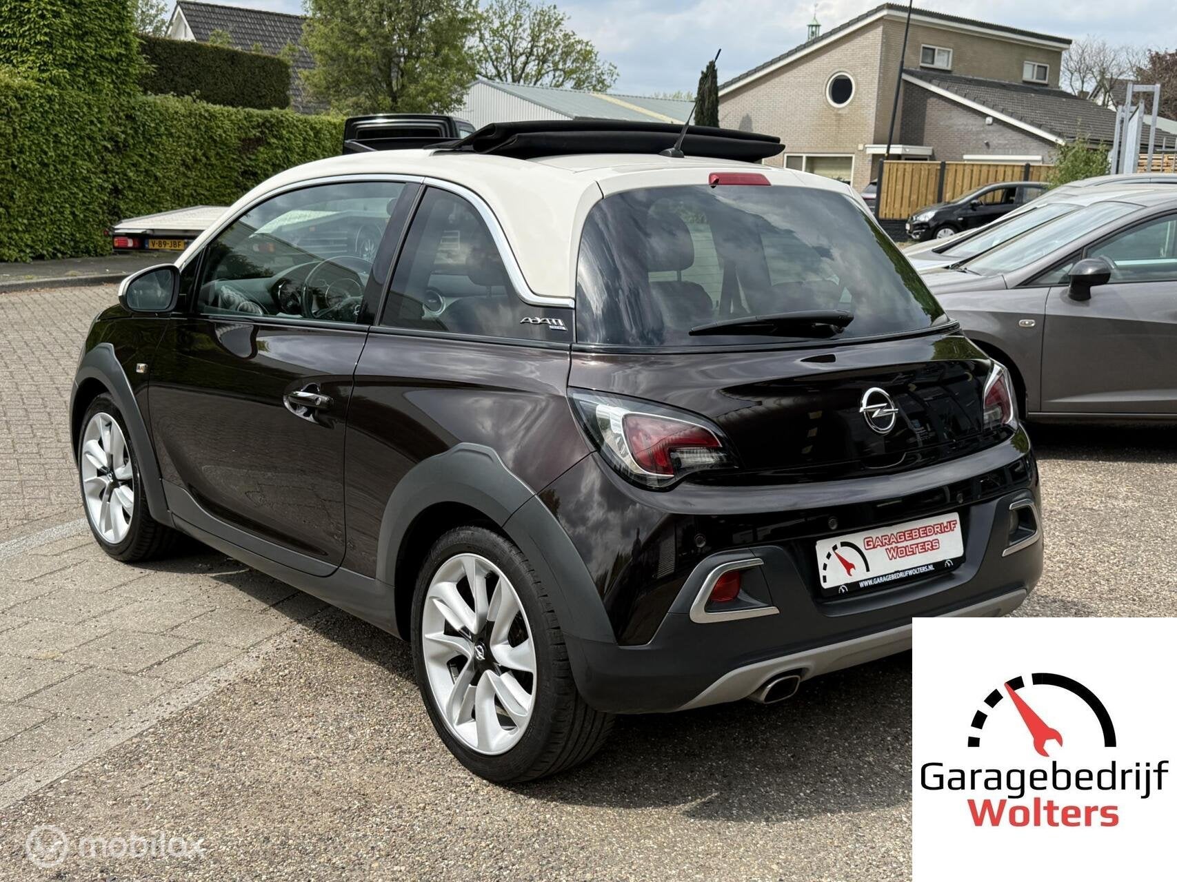 Opel ADAM 1.4 Rocks STOEL+STUUR.VERWARM. CRUISE, ADAM, Gebruikt, 4 cilinders, 4 stoelen