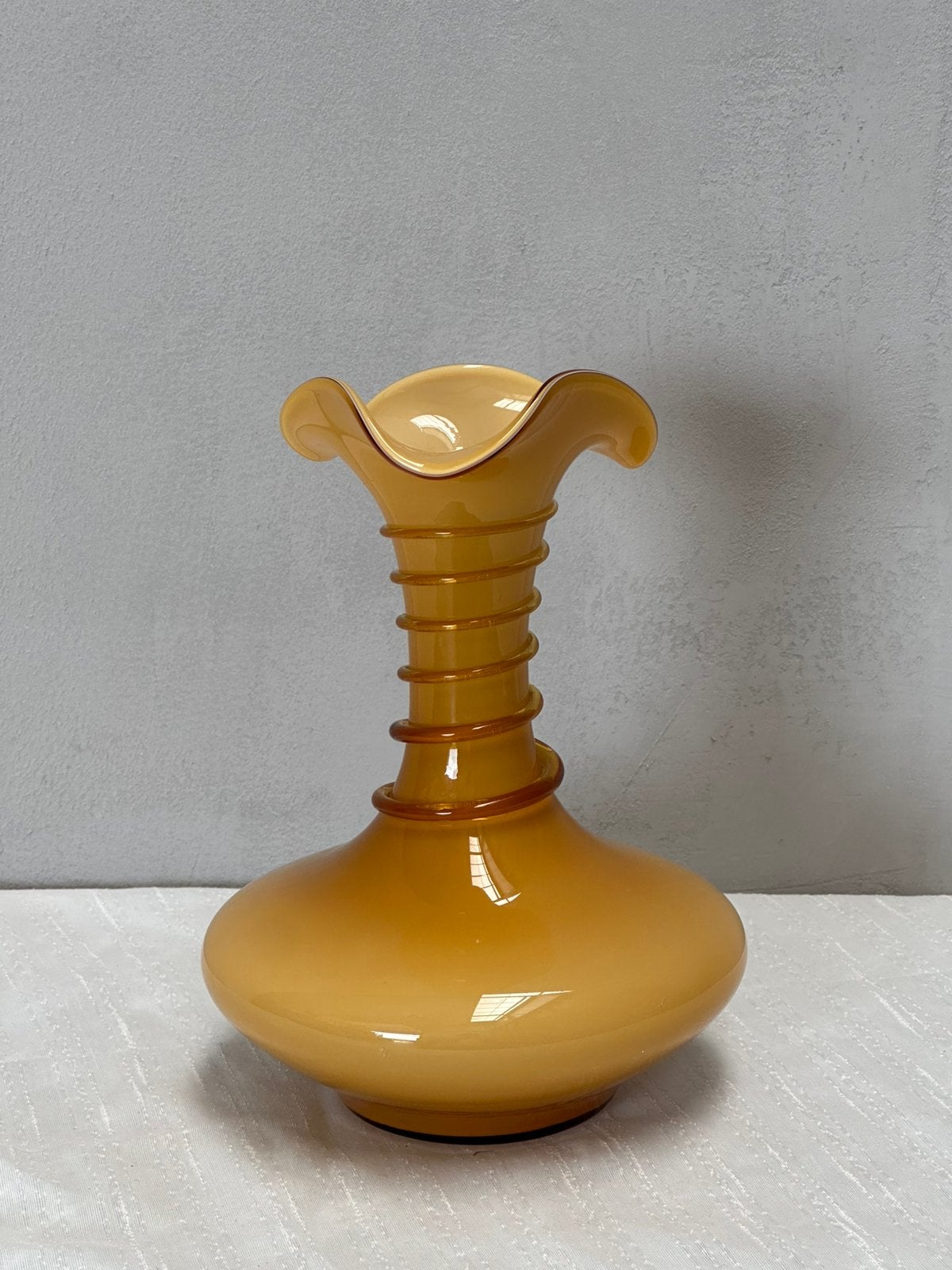 Vintage Empoli handgemaakte vaas Italië, Gebruikt, Handgemaakt, Ophalen of Verzenden, Glas