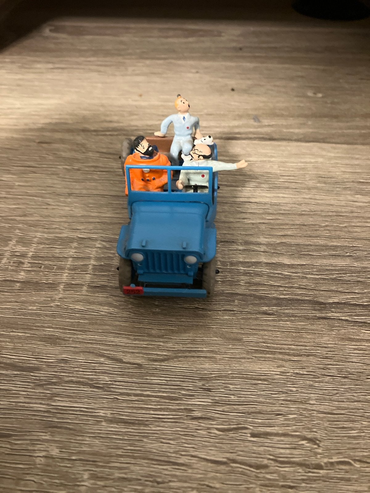 Kuifje Hergé Jeep met figuren - Vintage verzamelobject, Verzamelen, Ophalen of Verzenden, Nieuw