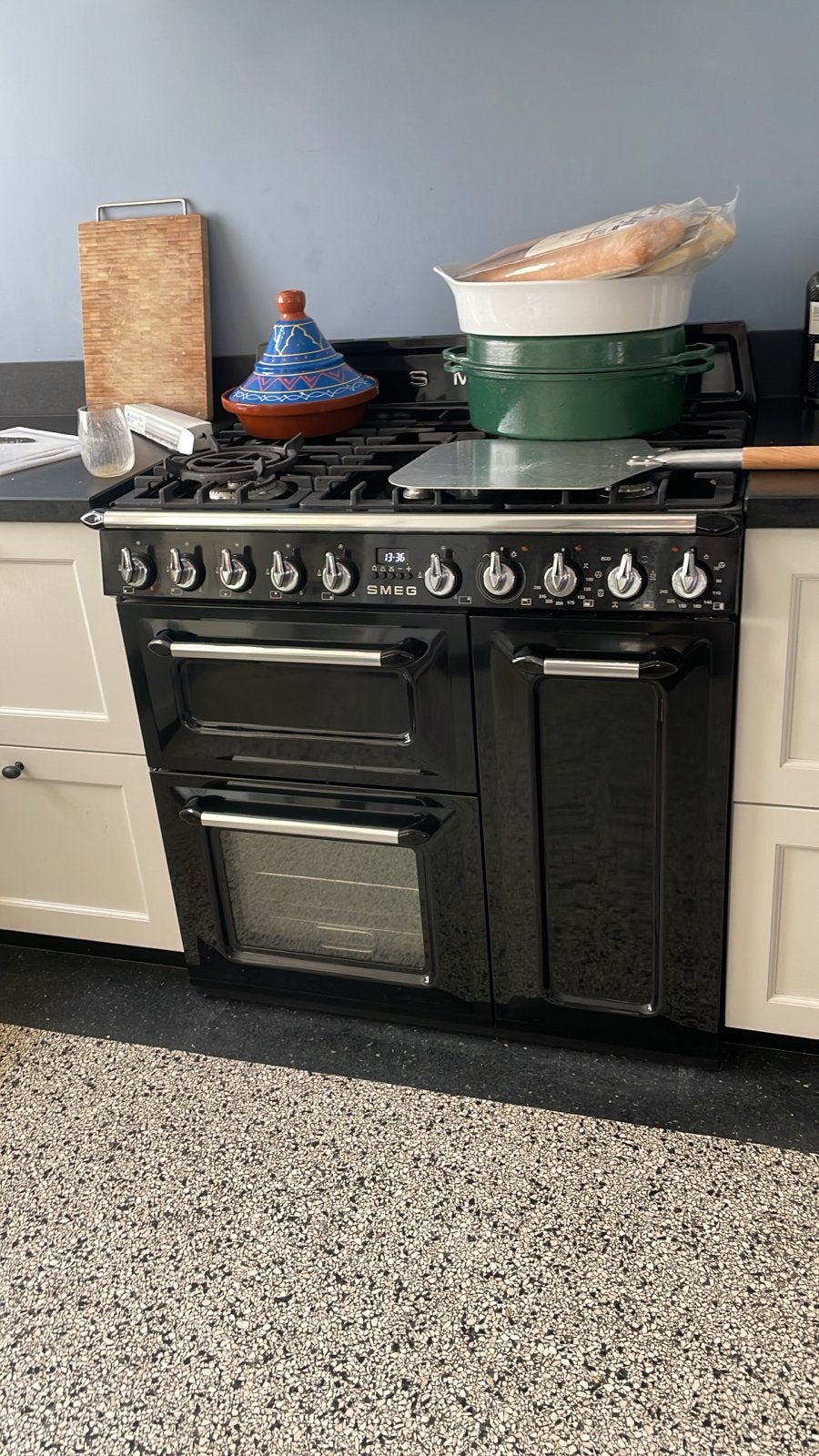 Smeg TR93BL Victoria Fornuis - Zwart, Dual Fuel, 60 cm of meer, Grill, Ophalen of Verzenden, Zo goed als nieuw