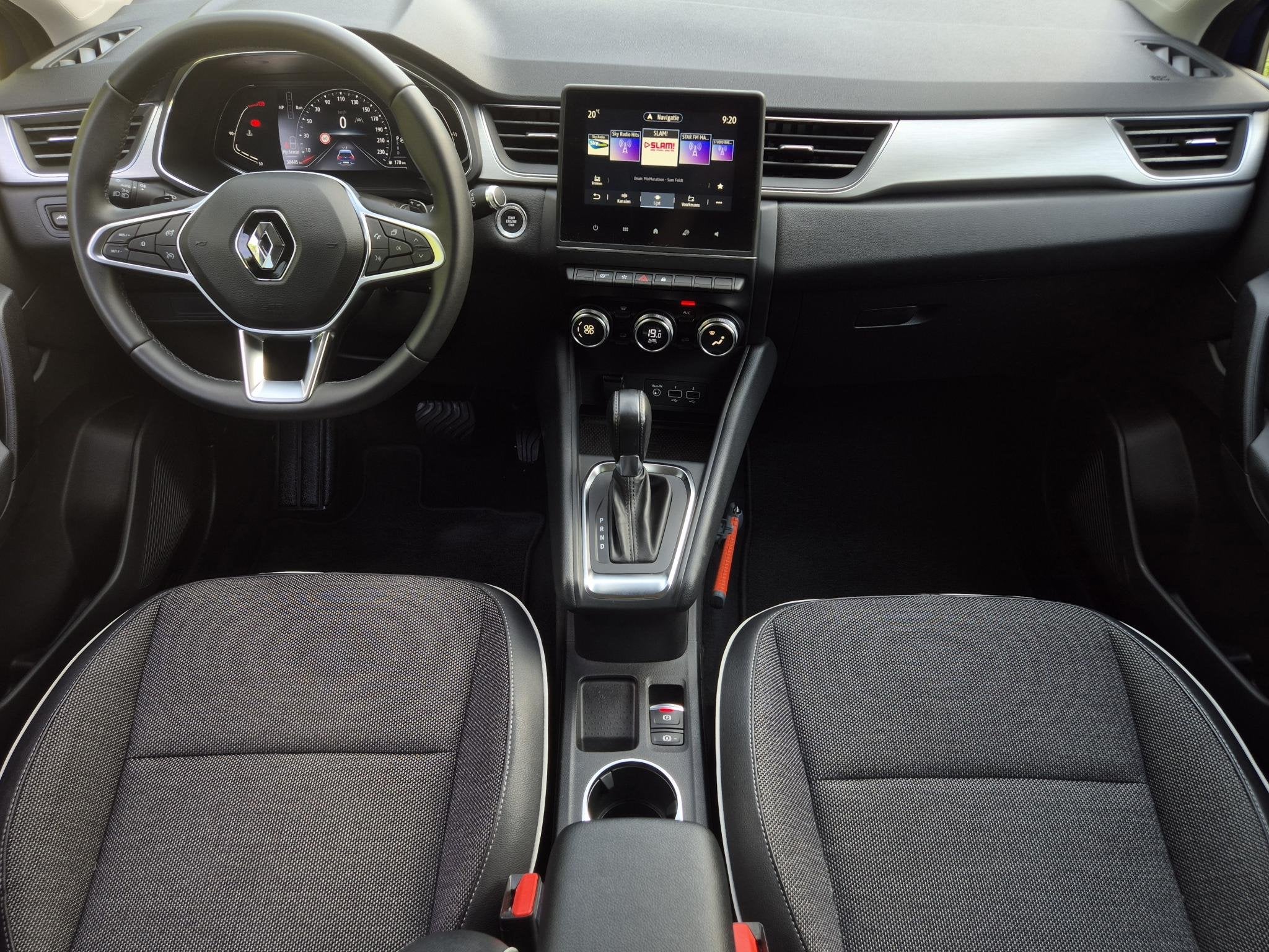Renault Captur 1.3 TCe 140 Intens / Trekgewicht 1500 kg / Ac, Auto's, Gebruikt, 4 cilinders, Blauw, Leder en Stof