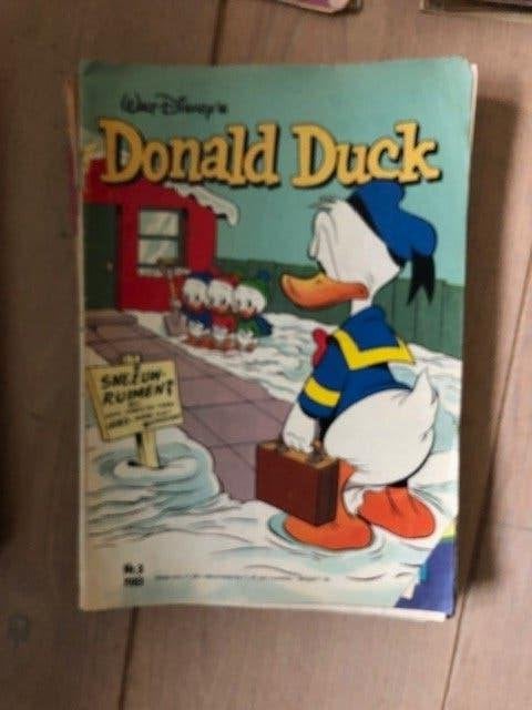 23 donald ducks uit 1983, Gelezen, Ophalen of Verzenden, Donald Duck, Meerdere stripboeken