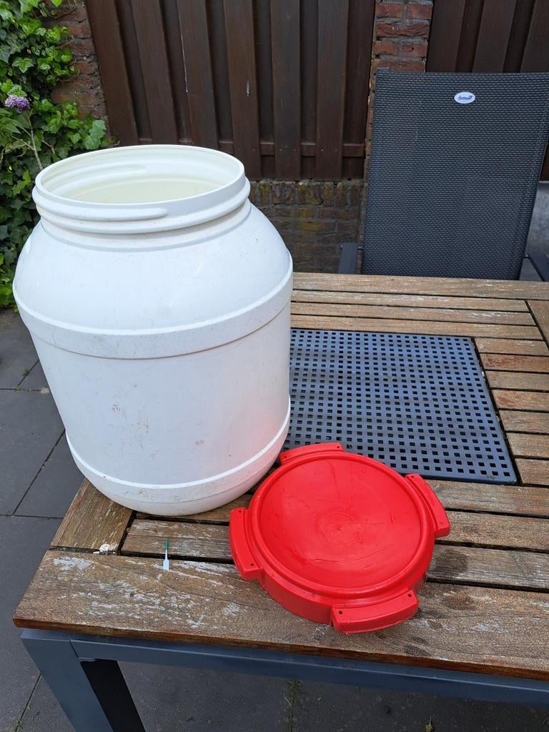 Zeilen, ton., Ophalen of Verzenden, Drinken en Voederen