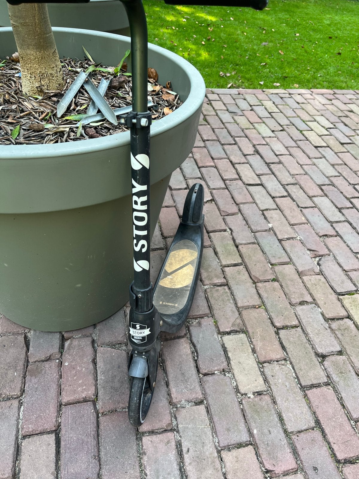 Story Step met grote wielen en verstelbare hoogte, Ophalen, Gebruikt, Gewone step