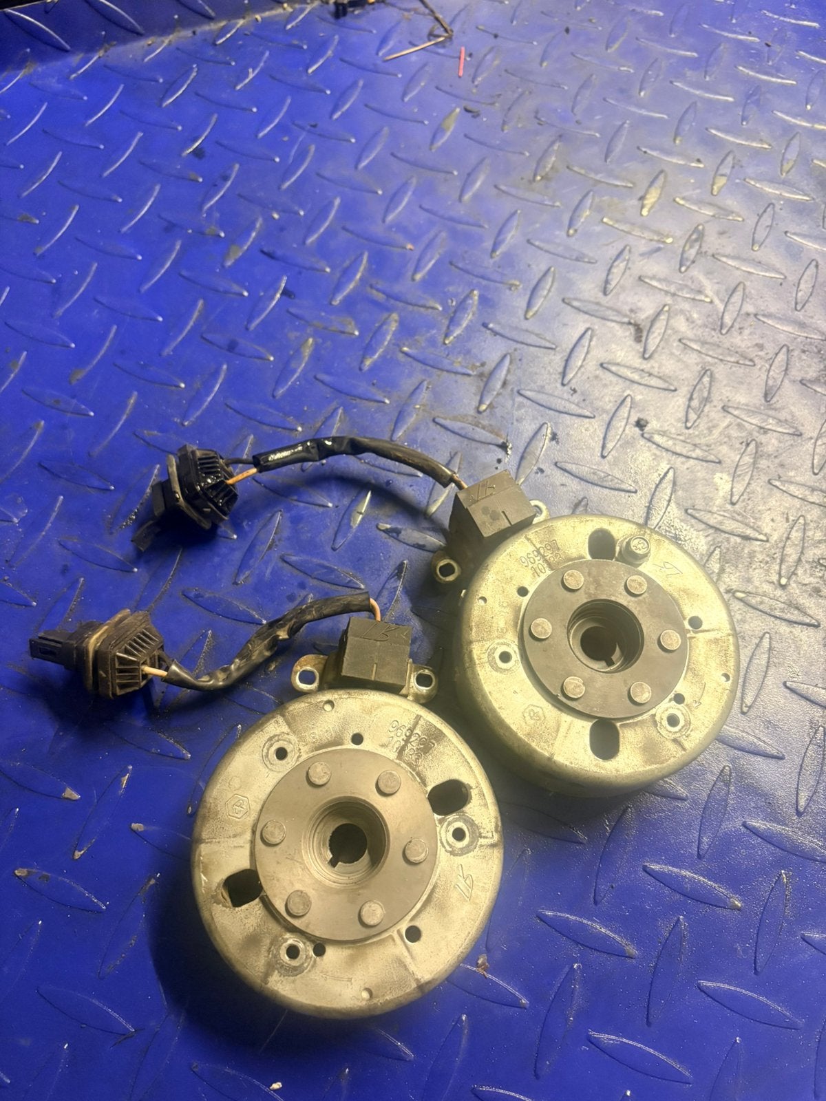 Zip/vespa 4 takt 2v ontsteking, Ophalen