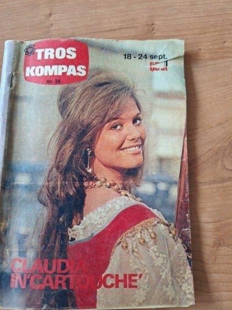 Tros Kompas 1971 Claudia Cardinale Ajax Roger Moore Slade, Ophalen of Verzenden, Gelezen, Muziek, Film of Tv