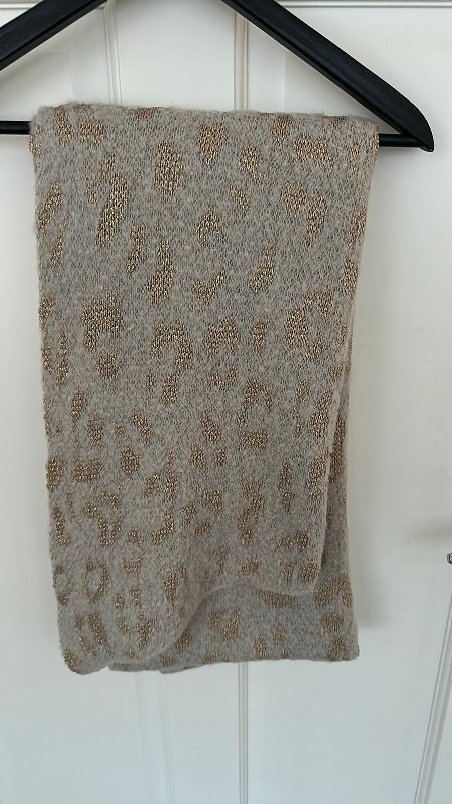 Sjaal, Ophalen of Verzenden, Nieuw, Maat 46/48 (XL) of groter, Sjaal