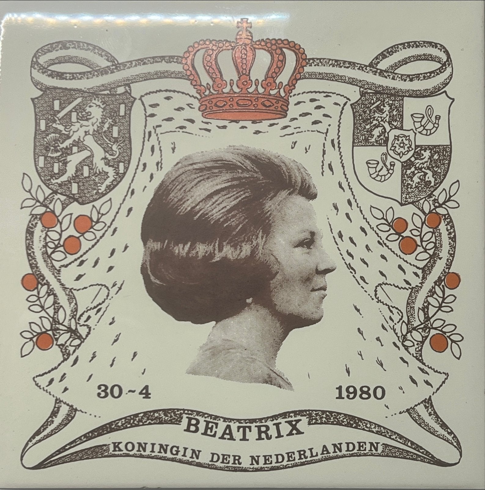 Beatrix Koningin der Nederlanden Tegel 1980, Verzamelen, Ophalen of Verzenden, Zo goed als nieuw, Nederland, Overige typen