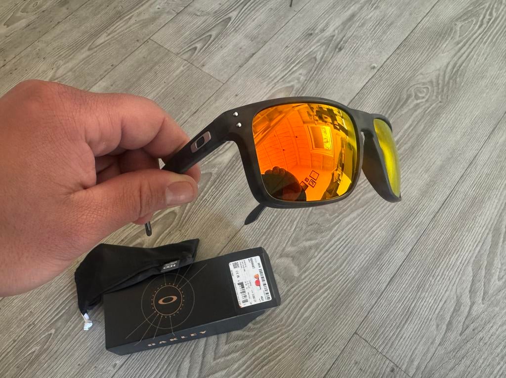 Oakley Holbrook XXL Zonnebril - Matte Black Camo Prizm Ruby, Sieraden, Tassen en Uiterlijk, Zonnebrillen en Brillen | Heren, Zonnebril