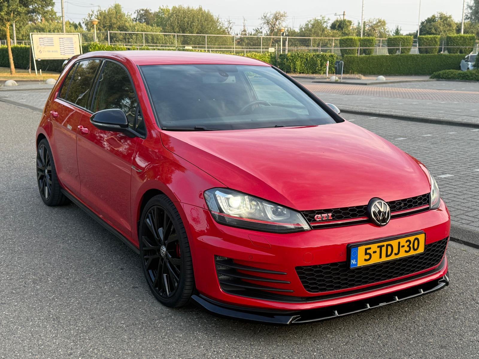 Volkswagen Golf *GTI PERFORMANCE* 2.0 TSI STAGE 1 2014 ROOD, 1295 kg, 4 cilinders, 1984 cc, Origineel Nederlands