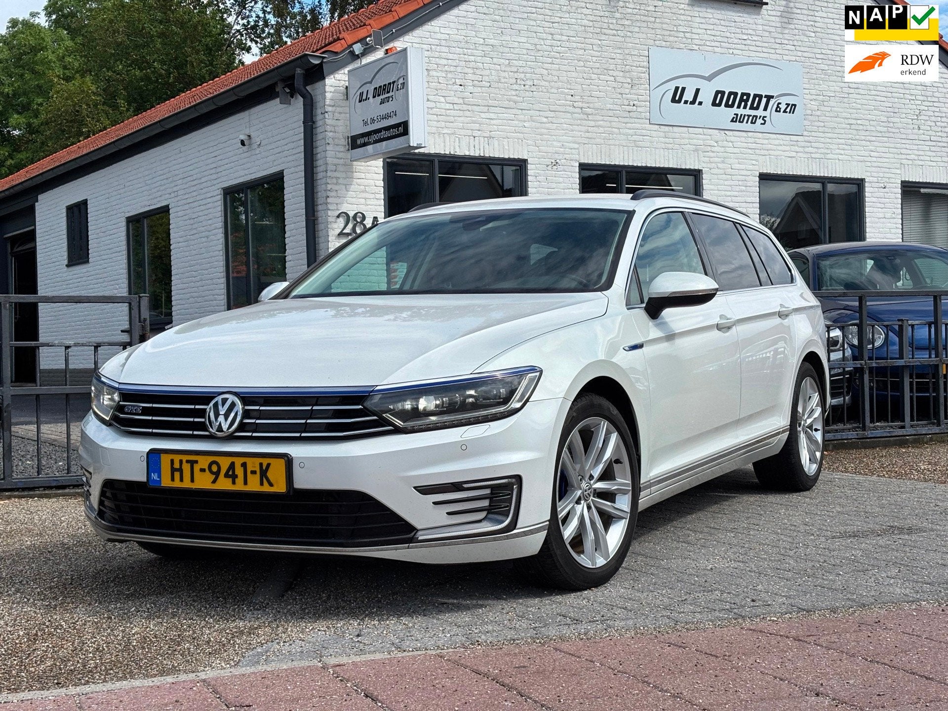 Volkswagen Passat Variant 1.4 TSI GTE Highline plug in hybri, Auto's, Gebruikt, Wit, Hybride Elektrisch/Benzine, 1600 kg