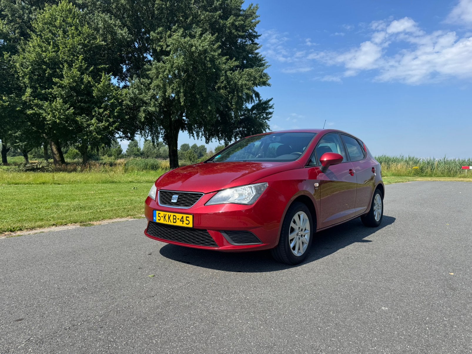 Seat Ibiza 1.2 TSI 77KW 2013 Rood, Auto's, Voorwielaandrijving, Stof, 40 €/maand, 995 kg
