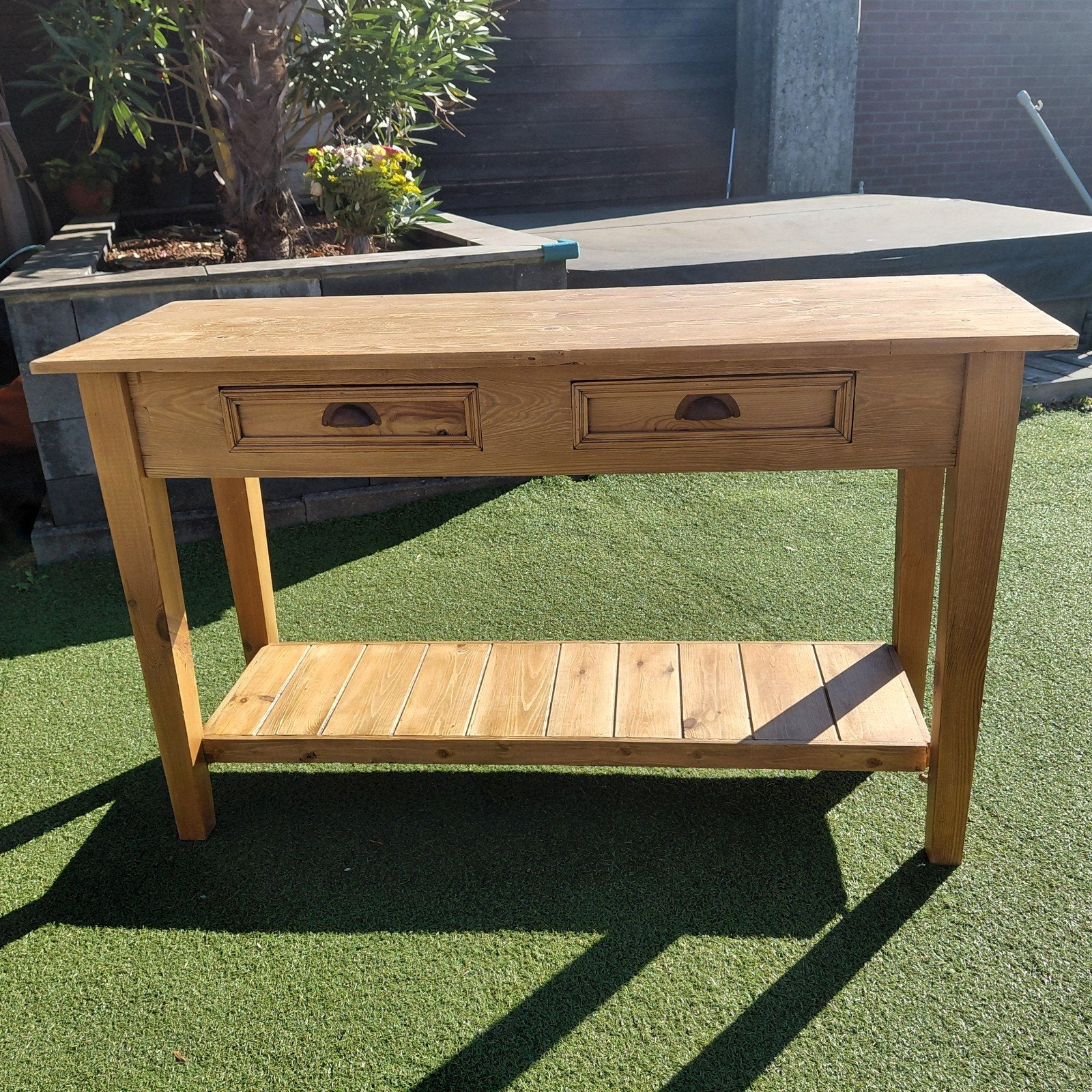 Houten sidetabel ziet er netjes uit., Ophalen, Gebruikt, 100 tot 150 cm, Teakhout