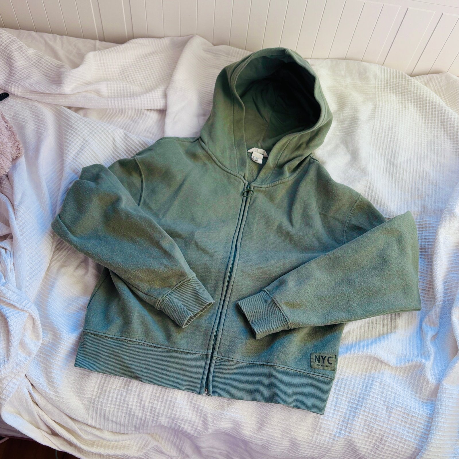 H&M Hoodie met rits en NYC-patch - Maat 158/164, Ophalen of Verzenden, Gebruikt, Jongen of Meisje, Trui of Vest