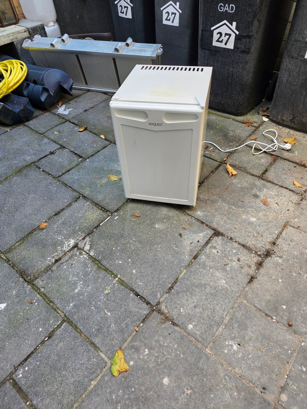 Compacte Exquisit mini koelkast - Ideaal voor kleine ruimtes, Witgoed en Apparatuur, Ophalen of Verzenden, Minder dan 75 liter