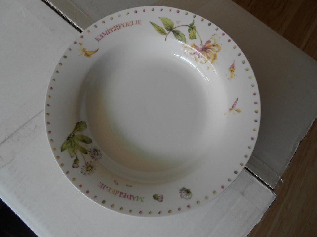 1 diep bord Marjolein Bastin wildflowers, Huis en Inrichting, Keuken | Servies, Ophalen, Gebruikt, Bord(en), Overige stijlen