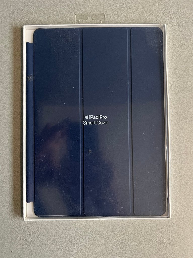 Apple ipad pro 10.5 inch smart cover Midnight Blue . Nieuw, Computers en Software, 10 inch, Nieuw, Bescherming voor- en achterkant
