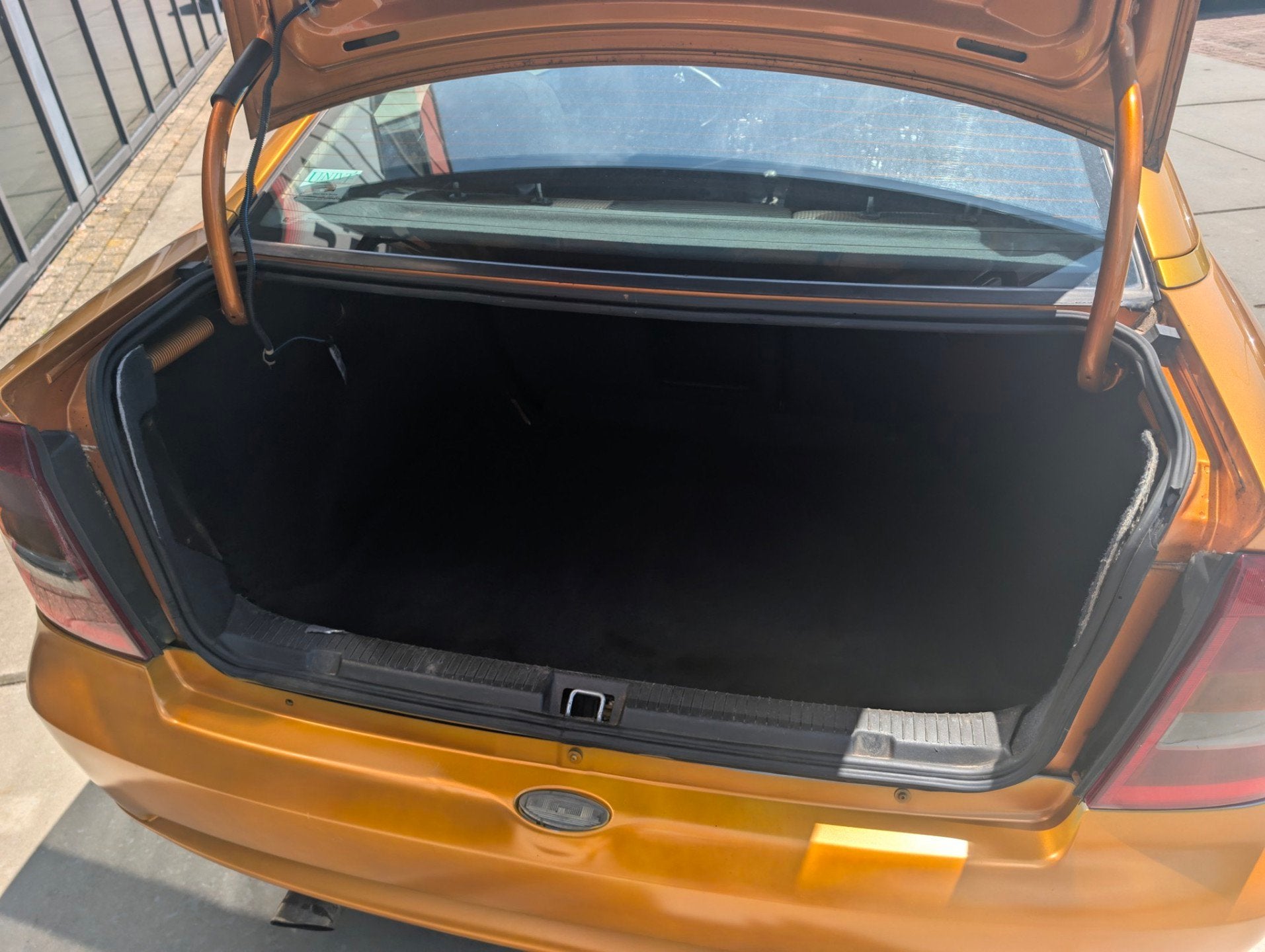 Opel Astra Coupé 2.2-16V - Airco - Cruise - Electr Ramen -, Auto's, Opel, Voorwielaandrijving, Stof, Gebruikt, Zwart