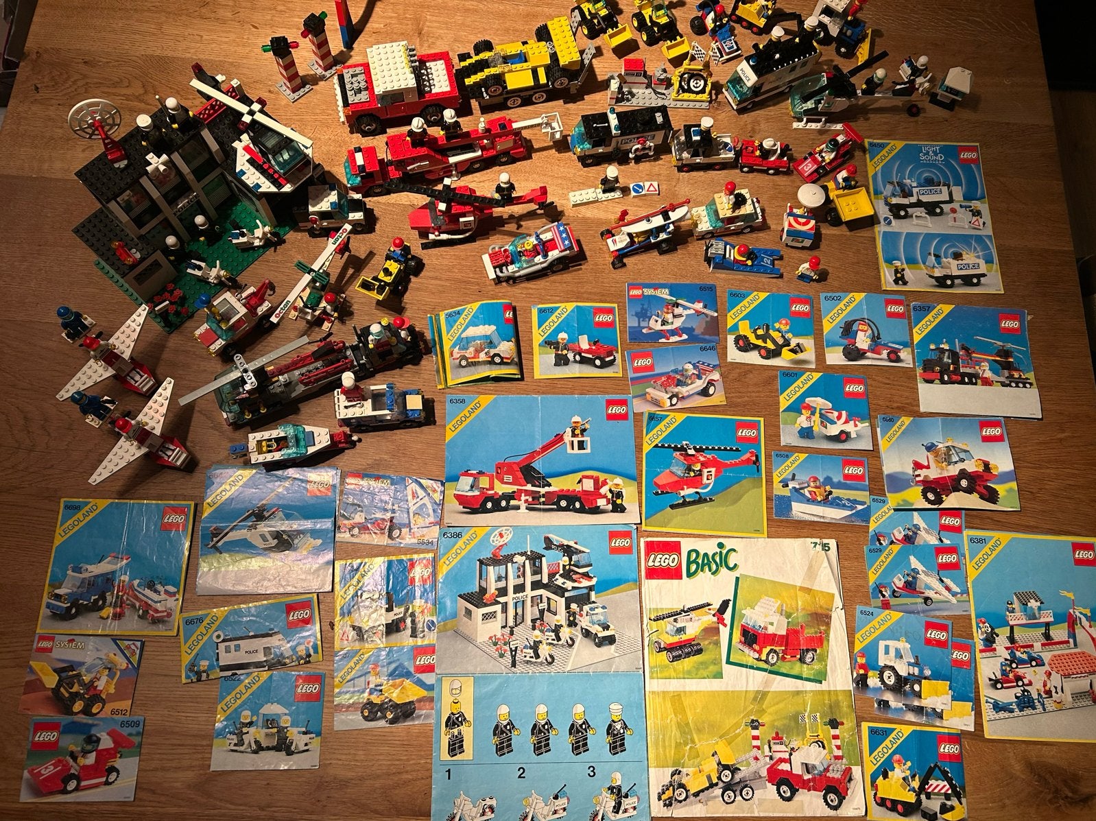 Grote verzameling vintage LEGO City / Town ‘80 ‘90, Inclusief instructies, Lego, Ophalen of Verzenden, Complete set