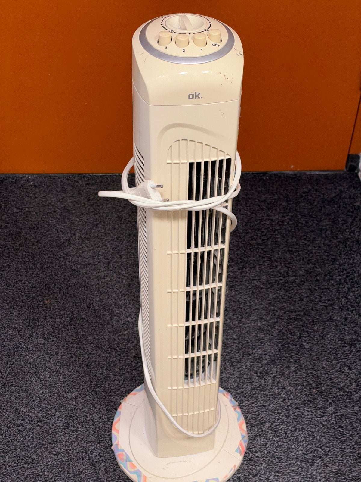 GRTATIS - OK. Torenventilator - Compact en Efficiënt, Witgoed en Apparatuur, Ophalen, Gebruikt, Torenventilator