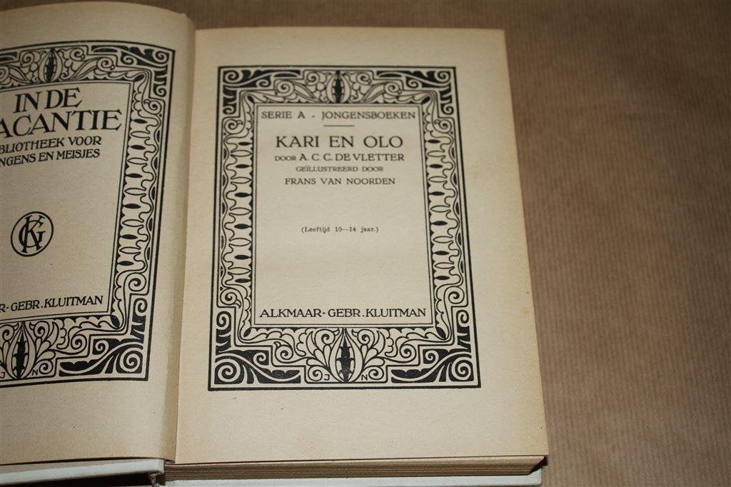 Kari en Olo. Vletter. Kluitman 1e dr. 1922., Boeken, Ophalen of Verzenden, Gelezen