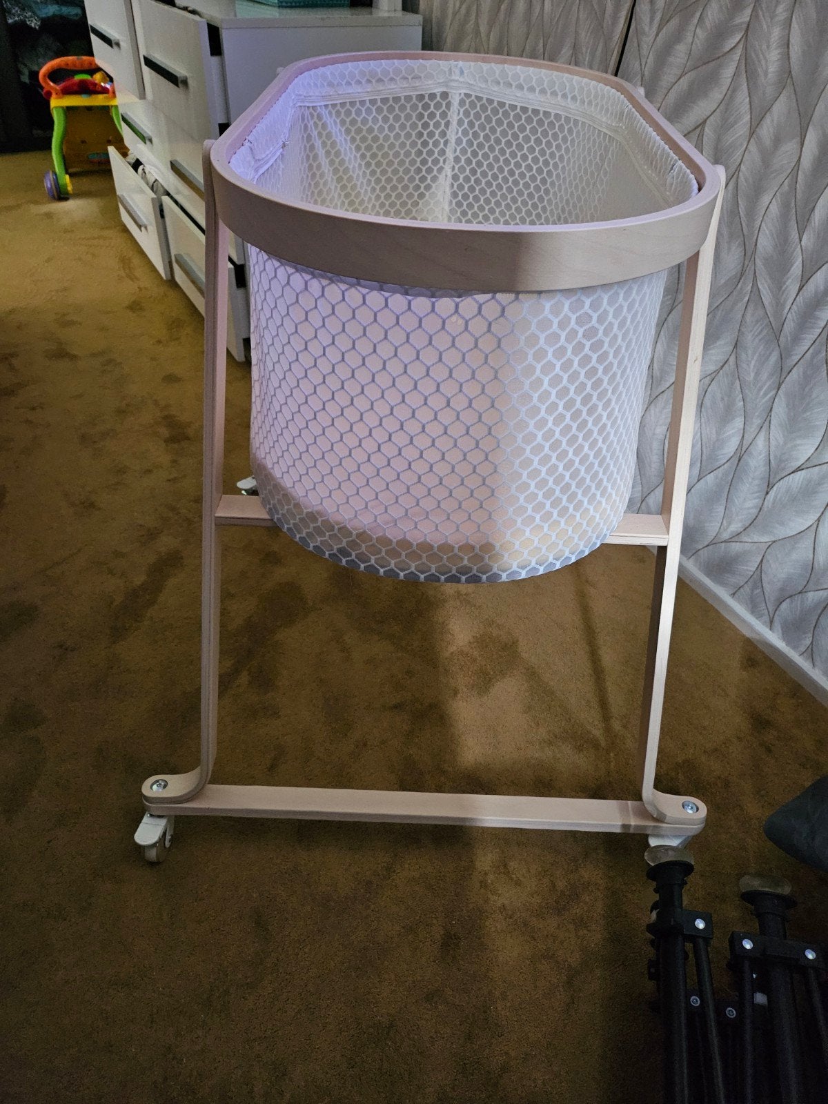 IKEA ÄLSKVÄRD Wieg/Co-sleeper - Zo goed als nieuw, Kinderen en Baby's, Ophalen, Zo goed als nieuw, Wieg