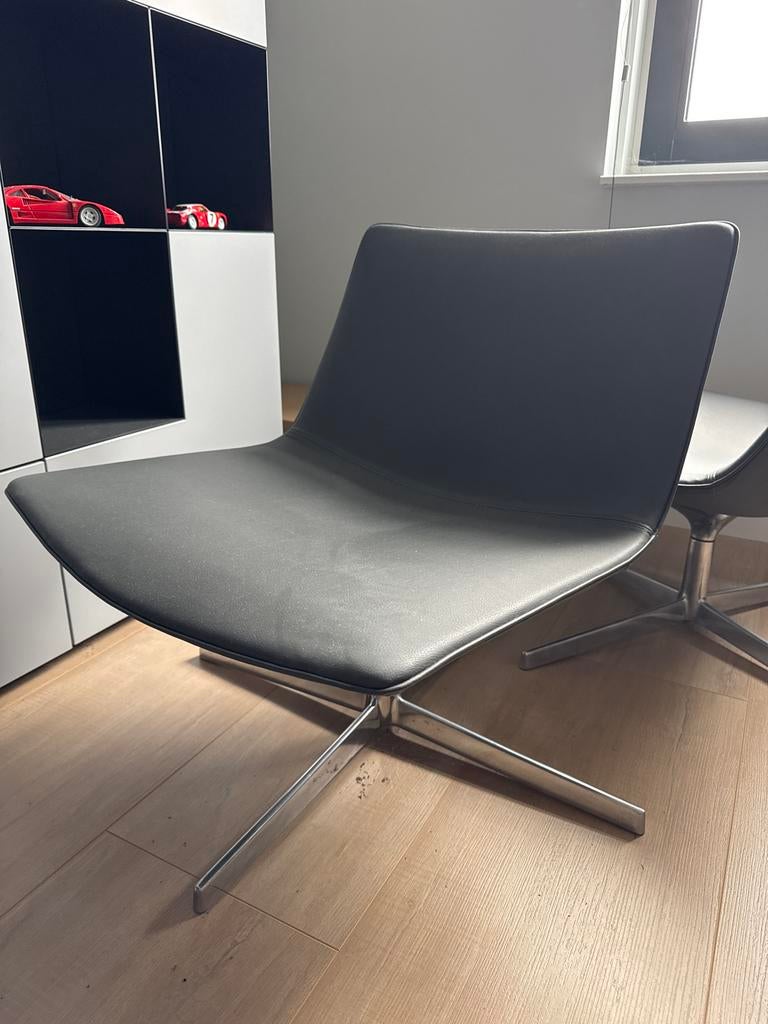 Arper Catifa 46 Lounge Stoel -  (2x) Leer, Ophalen, Zwart, Leer, Zo goed als nieuw
