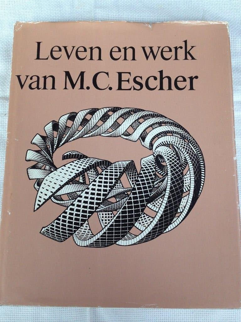 Leven en werk van M.C. Escher boek, Gelezen, Diverse auteurs, Ophalen of Verzenden, Grafische vormgeving