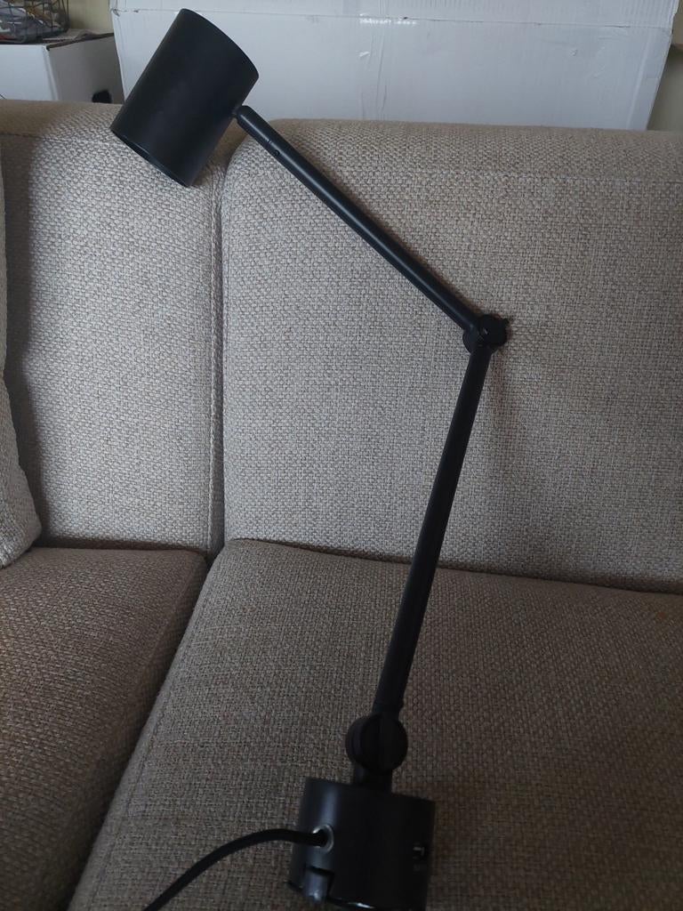 Ikea Nymane wandlamp met USB-poort, zwart, Huis en Inrichting, Lampen | Wandlampen, Ophalen, Zo goed als nieuw, Metaal, Modern, Industrieel